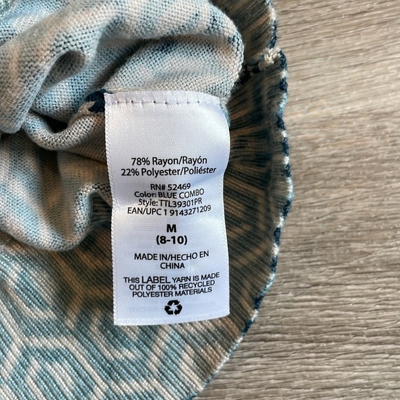 Time And Tru Geometric Patterned Sweater - Picture 4 of 4